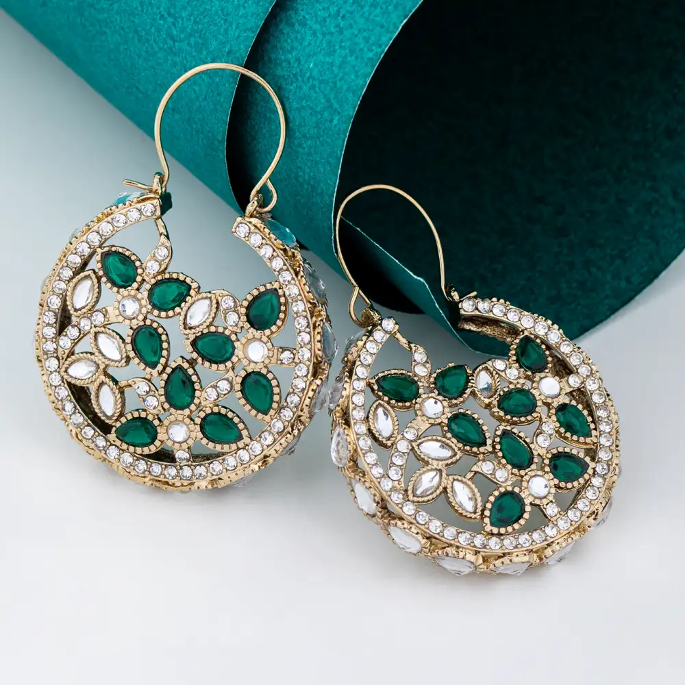 Zareen – Emerald Floral Hoop Earrings